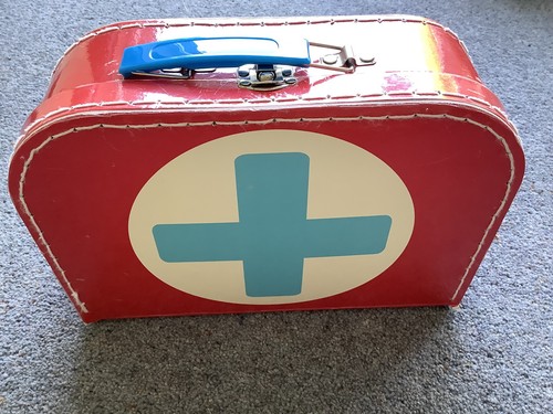 Medical nurse toy - box, vinatge